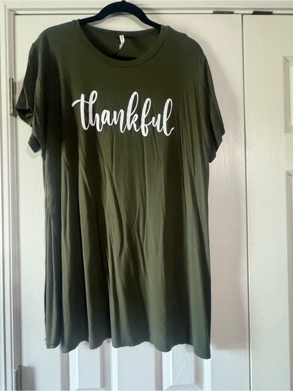 Women's Olive Green 'Thankful' Short Sleeve Tunic Tee
